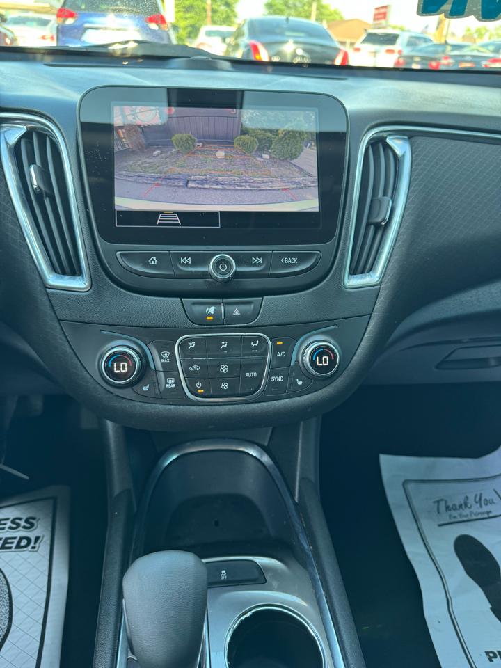 Chevrolet Malibu  2021