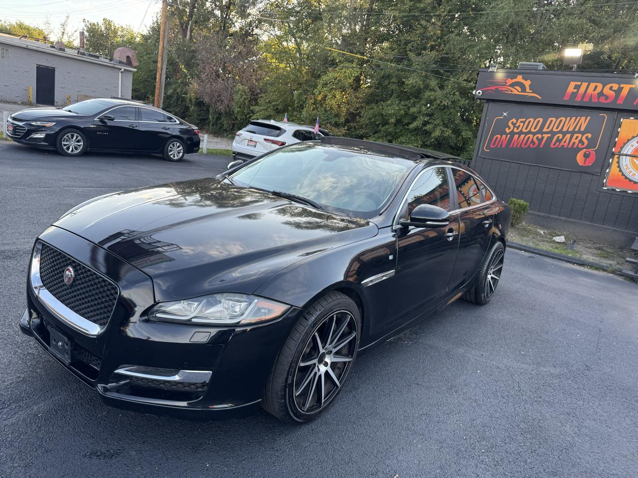 Jaguar XJ  2016