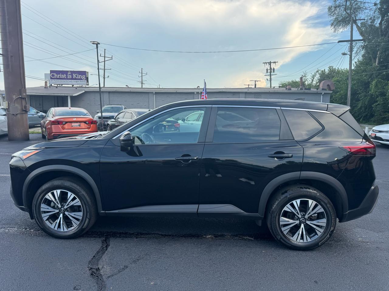 Nissan Rogue SV 2022
