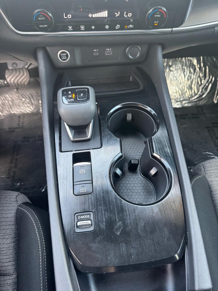 Nissan Rogue SV 2022