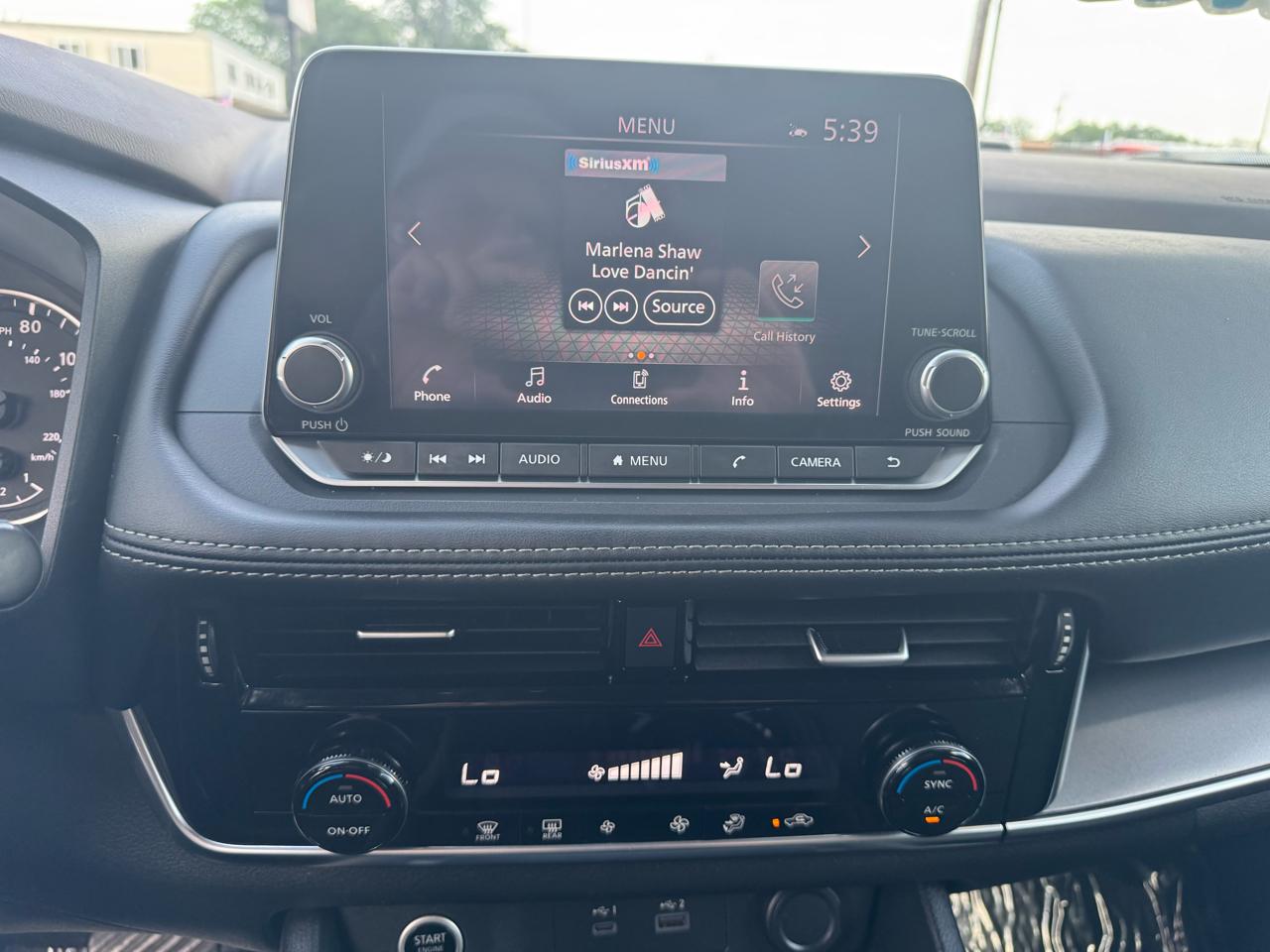 Nissan Rogue SV 2022