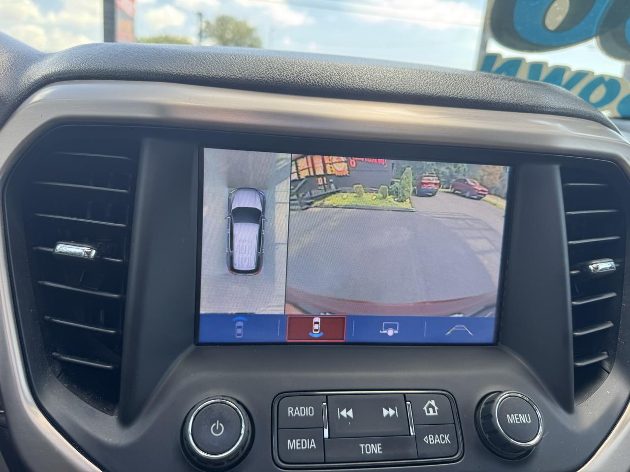 GMC Acadia Denali AWD 2018