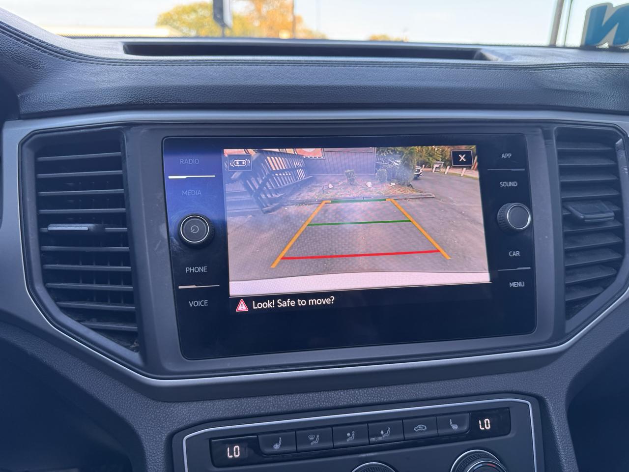 Volkswagen Atlas Cross Sport SE w/Technology 4MOTION 2021