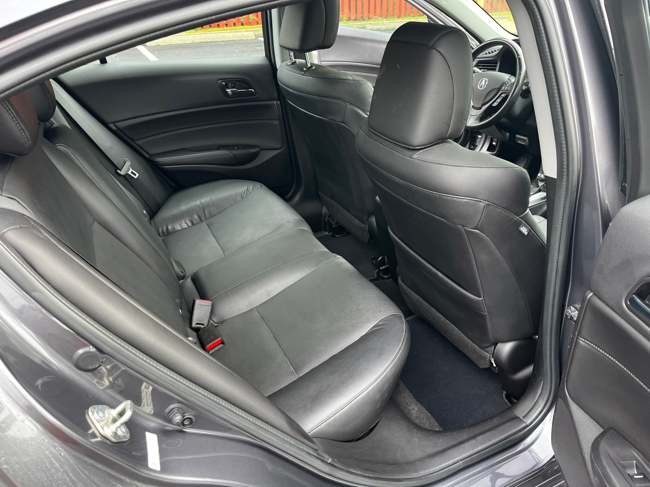 2017 Acura ILX Premium Technology Plus photo 9
