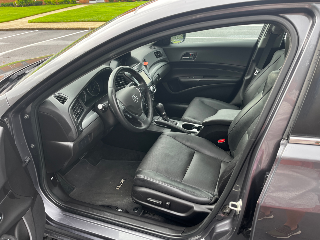 2017 Acura ILX Premium Technology Plus photo 7
