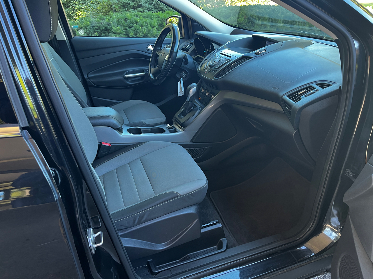 2015 Ford Escape SE photo 3