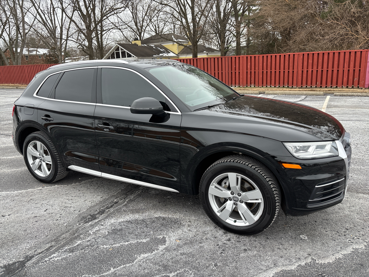 2019 Audi Q5 Premium Plus 45 TFSI quattro