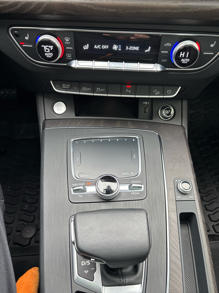 Audi Q5 Premium Plus 45 TFSI quattro 2019