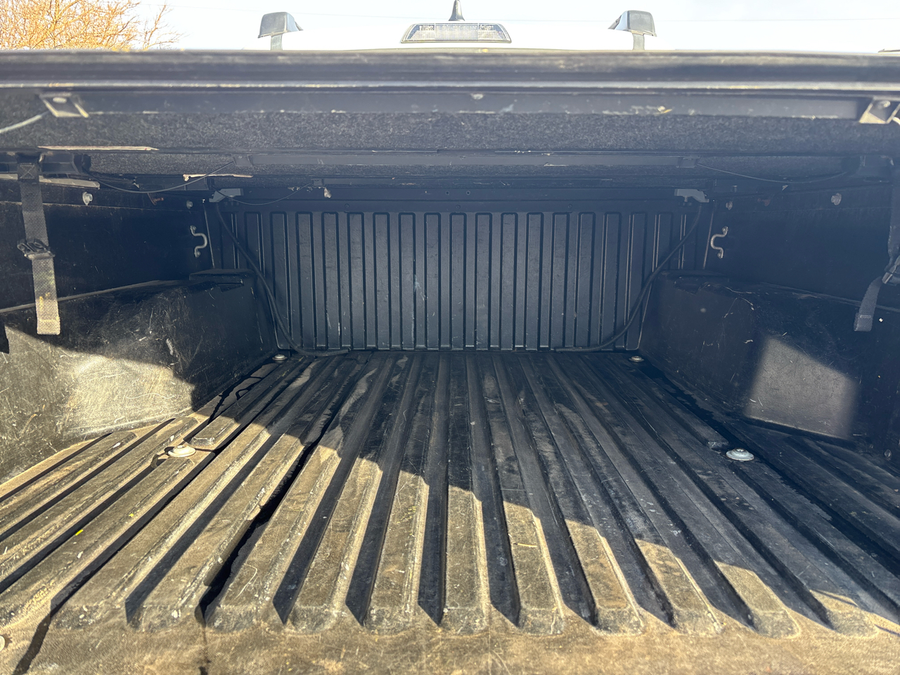 Toyota Tacoma 4WD SR Double Cab 5' Bed V6 AT (Natl) 2022