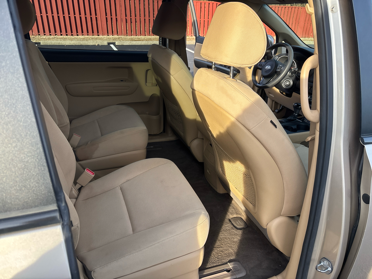 Kia Sedona 4dr Wgn LX 2015