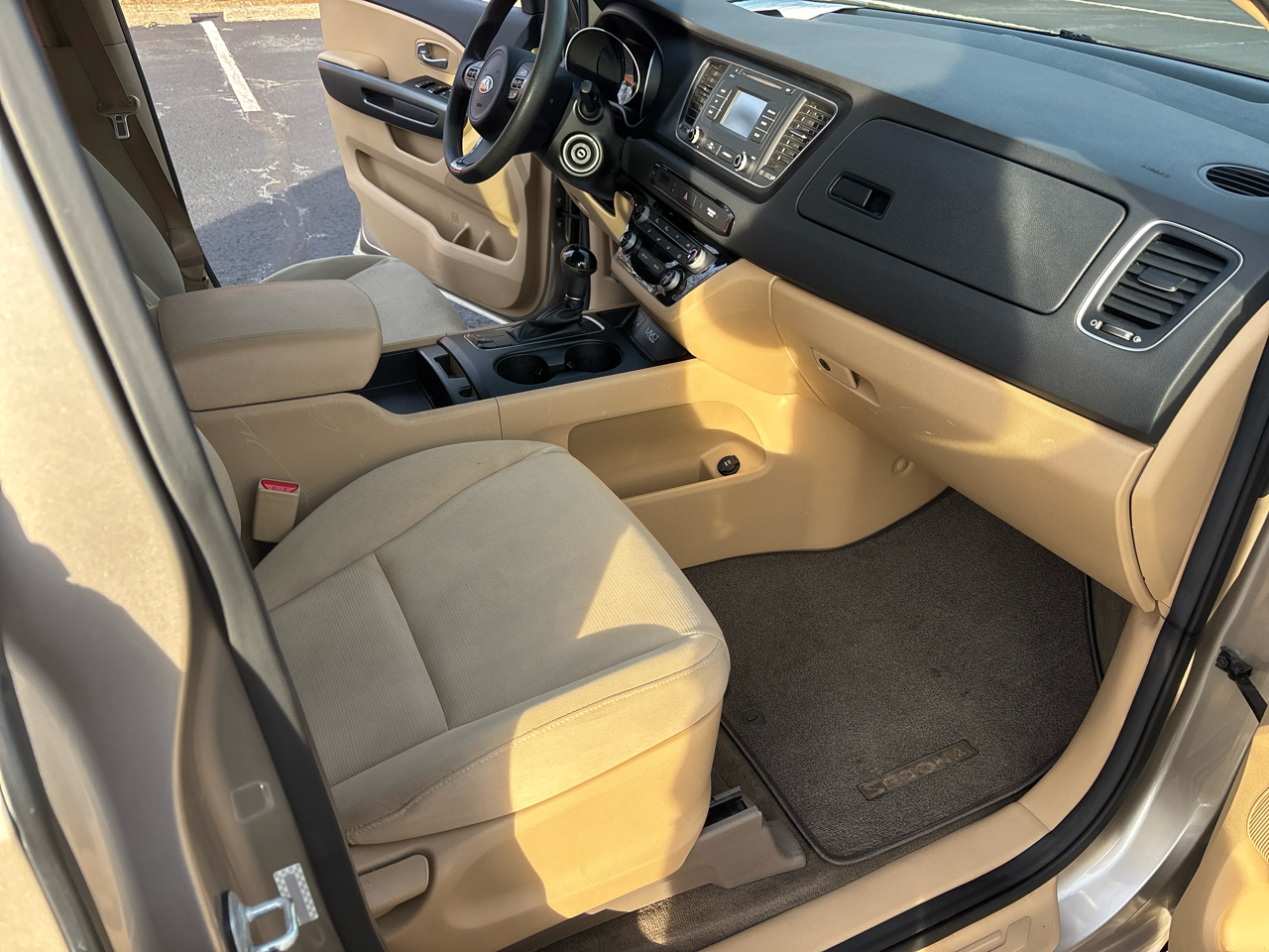 Kia Sedona 4dr Wgn LX 2015