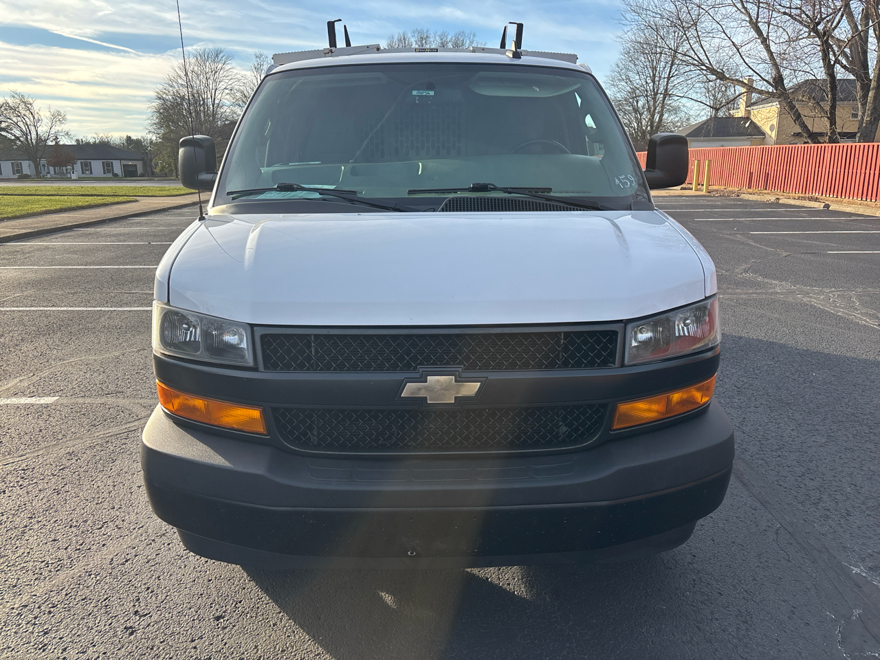 Chevrolet Express Cargo Van RWD 2500 135" 2020