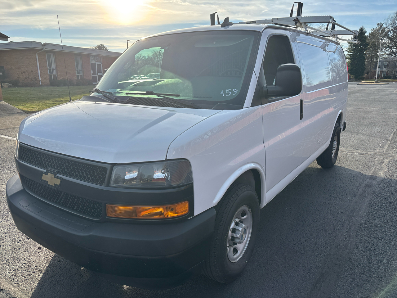 Chevrolet Express Cargo Van RWD 2500 135" 2020