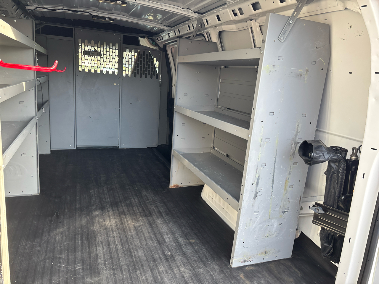 Chevrolet Express Cargo Van RWD 2500 135" 2020