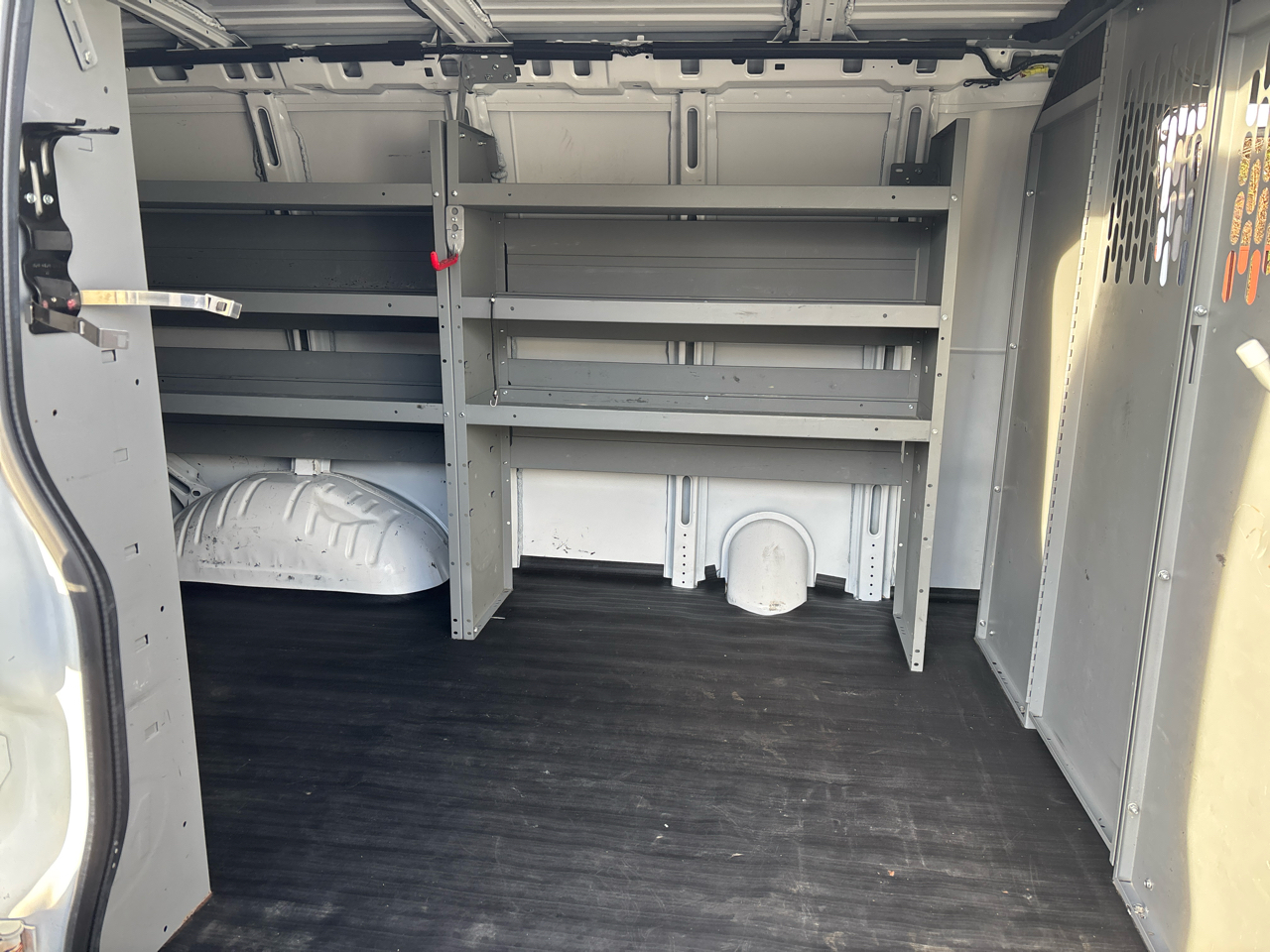 Chevrolet Express Cargo Van RWD 2500 135" 2020