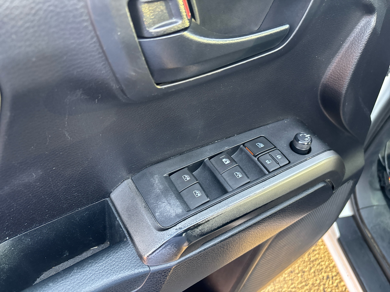 Toyota Tacoma 4WD SR5 Double Cab 5' Bed V6 AT (Natl) 2020