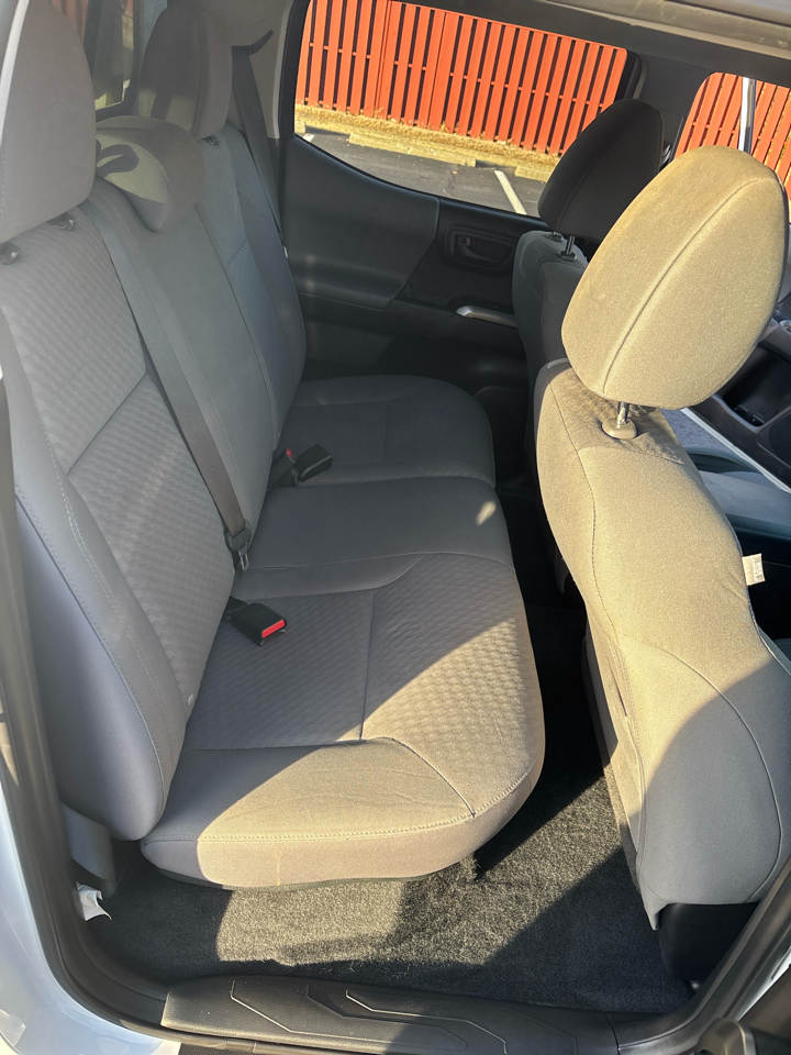 Toyota Tacoma 4WD SR5 Double Cab 5' Bed V6 AT (Natl) 2020