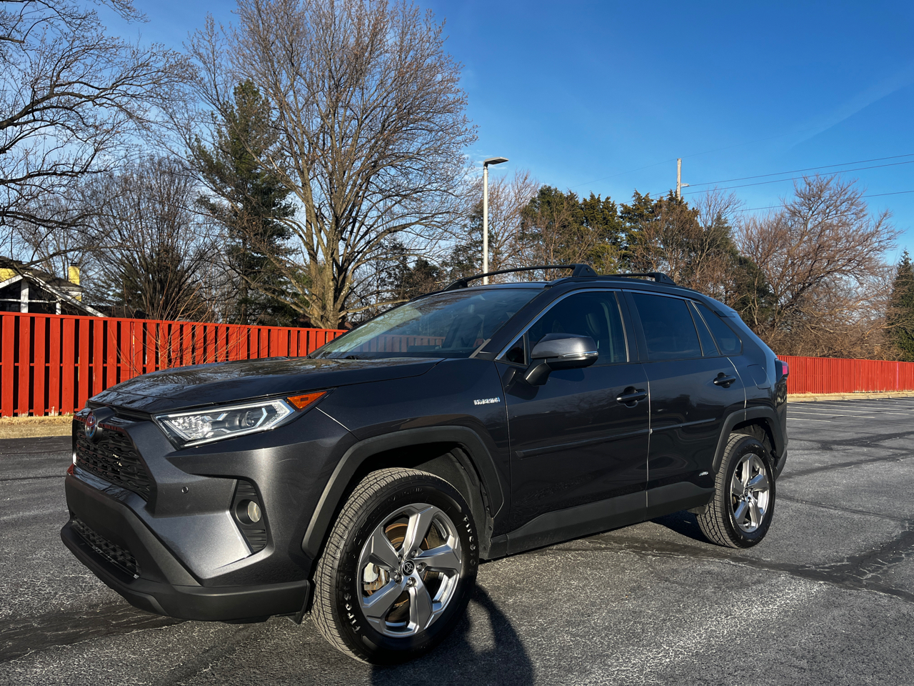 Toyota RAV4 Hybrid XLE Premium AWD (Natl) 2021