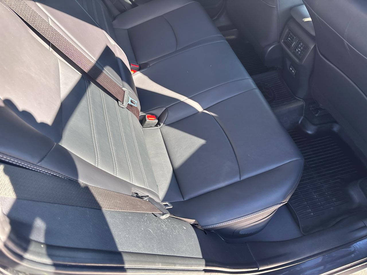 Toyota RAV4 Hybrid XLE Premium AWD (Natl) 2022