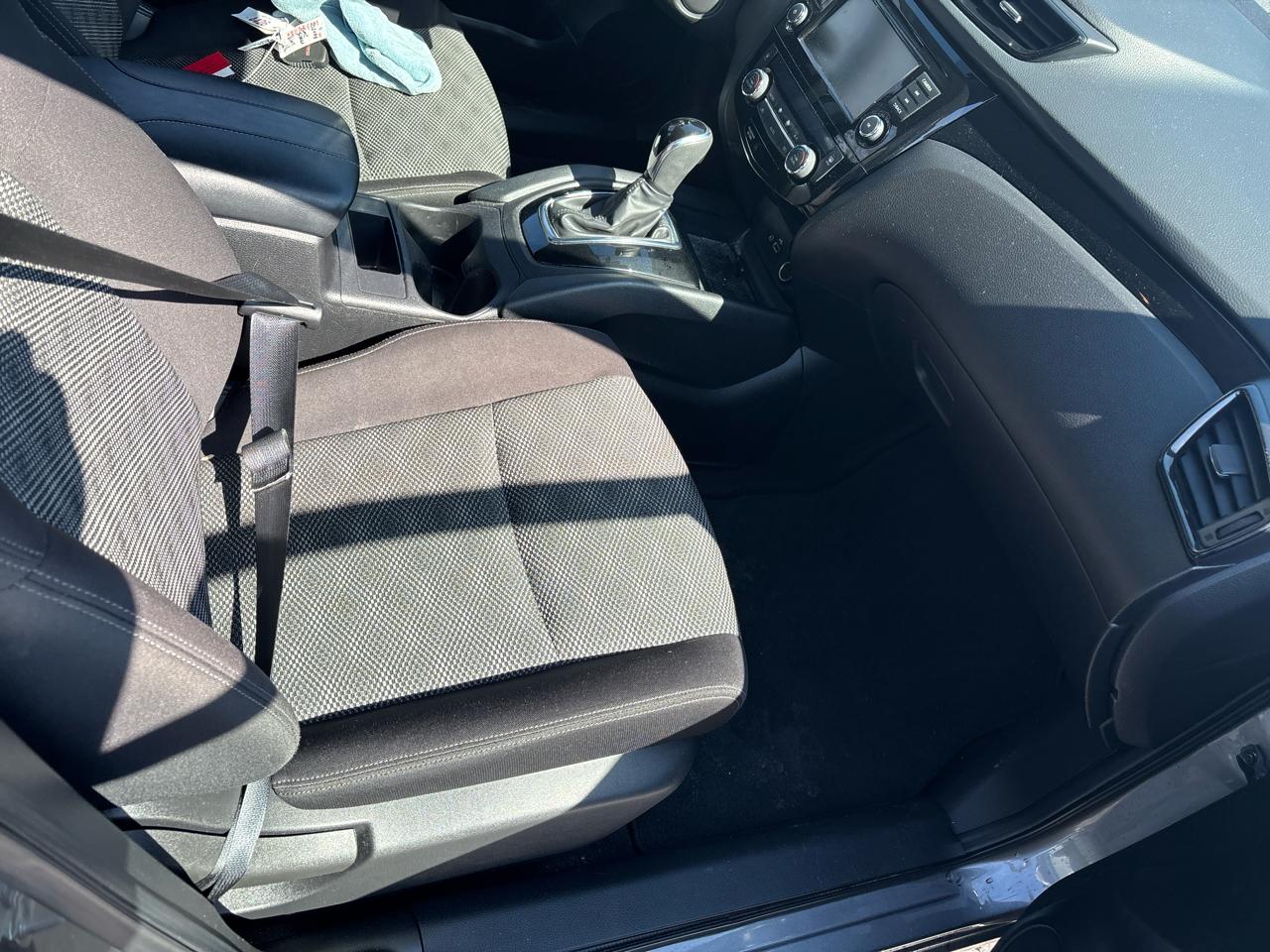 Nissan Rogue Sport SV 2020