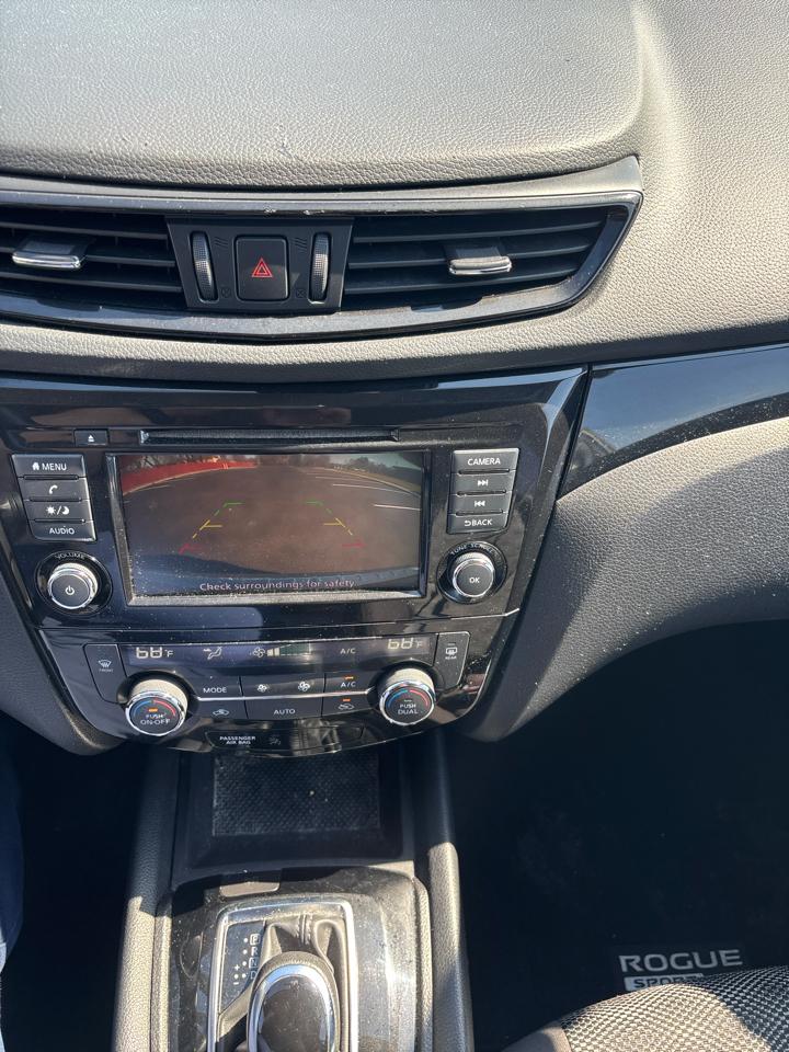 Nissan Rogue Sport SV 2020