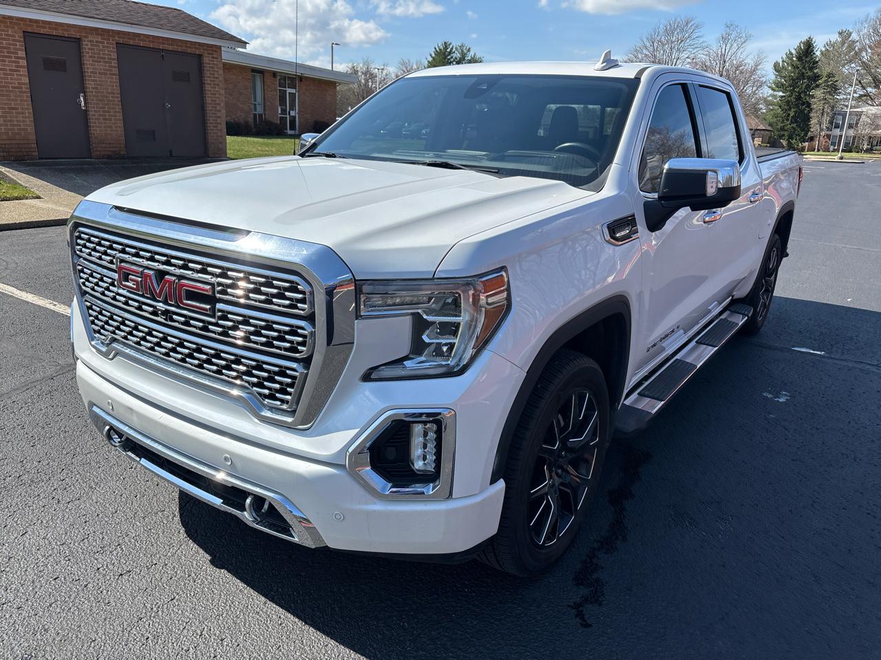 GMC Sierra 1500 4WD Crew Cab 147" Denali 2020
