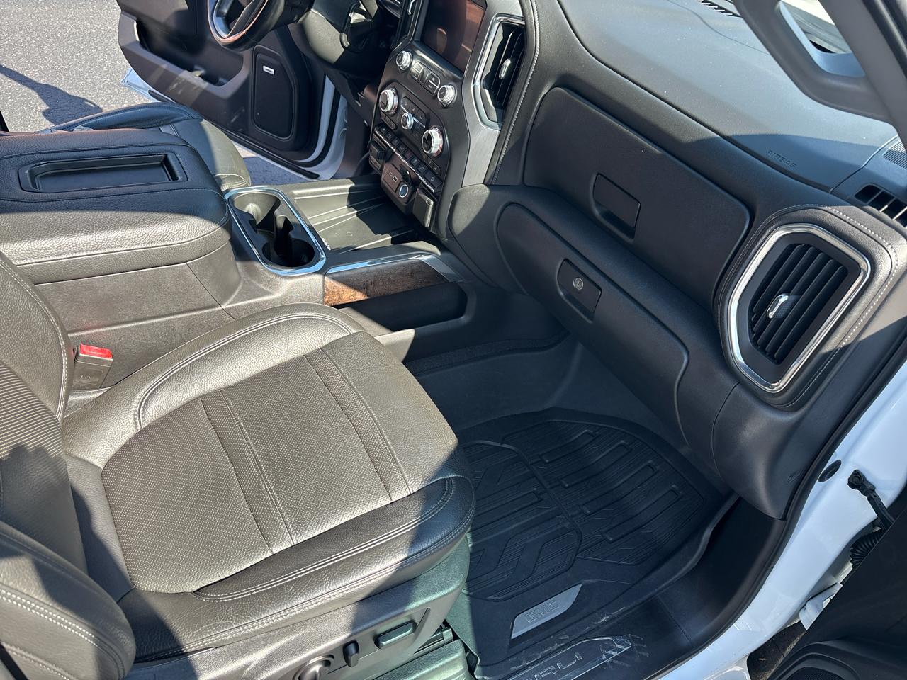 GMC Sierra 1500 4WD Crew Cab 147" Denali 2020