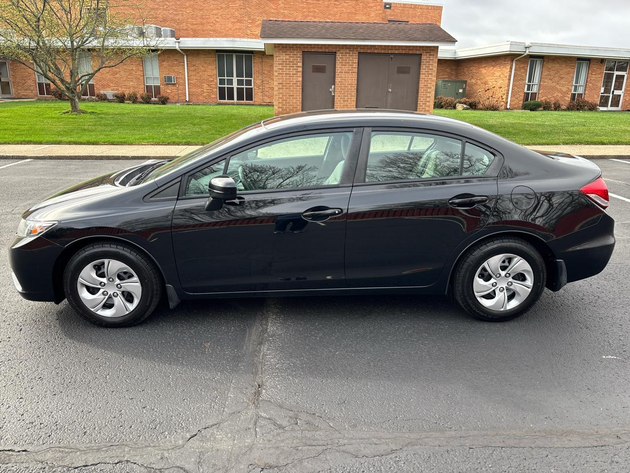 Honda Civic Sedan 4dr CVT LX 2015