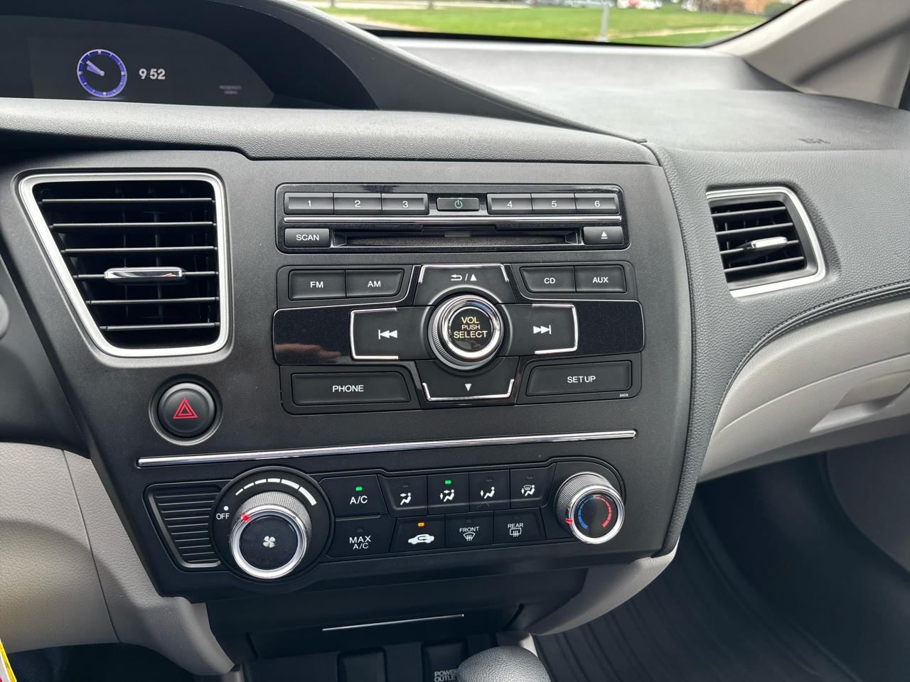 Honda Civic Sedan 4dr CVT LX 2015