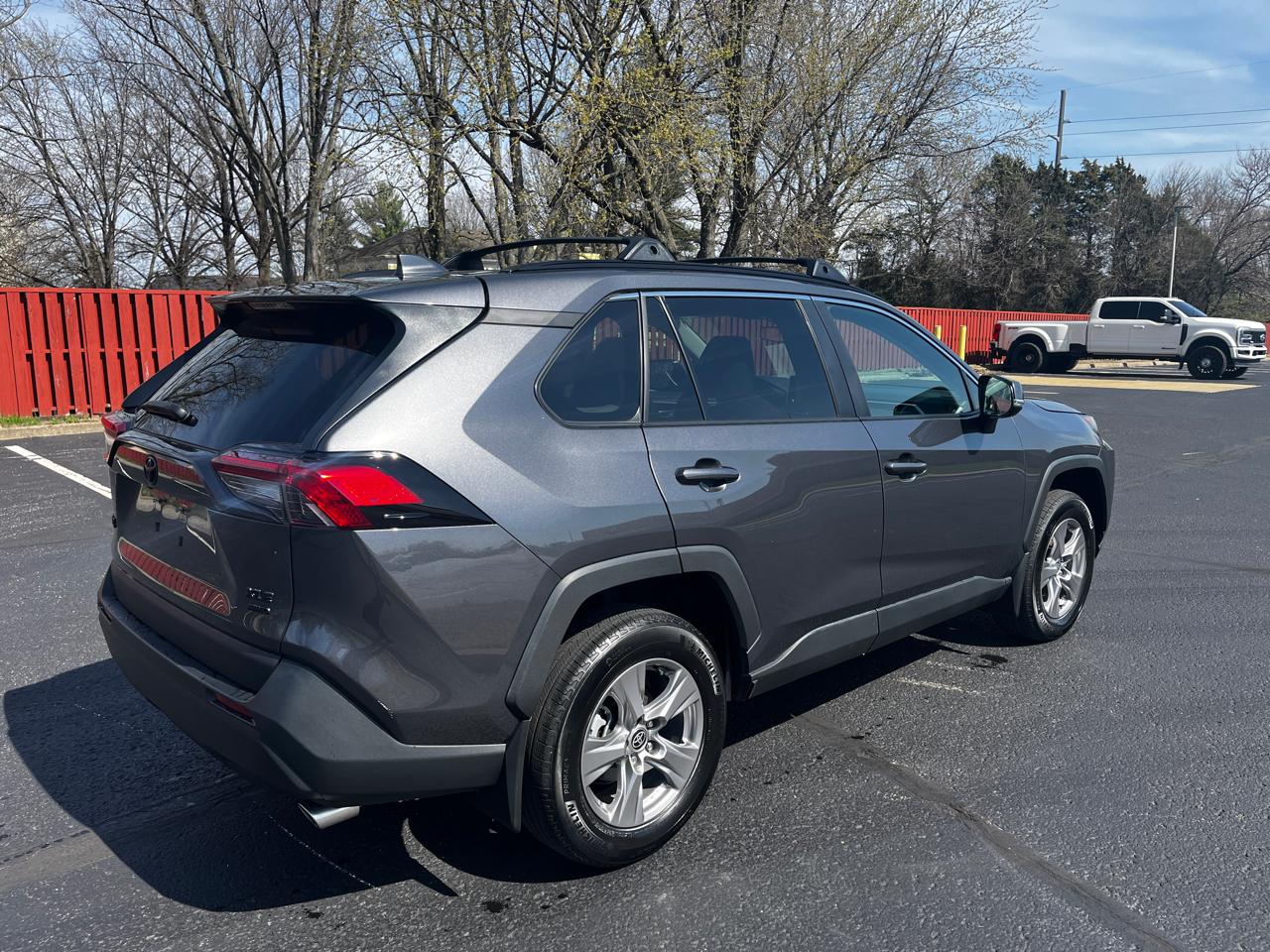 Toyota RAV4 XLE AWD (Natl) 2023