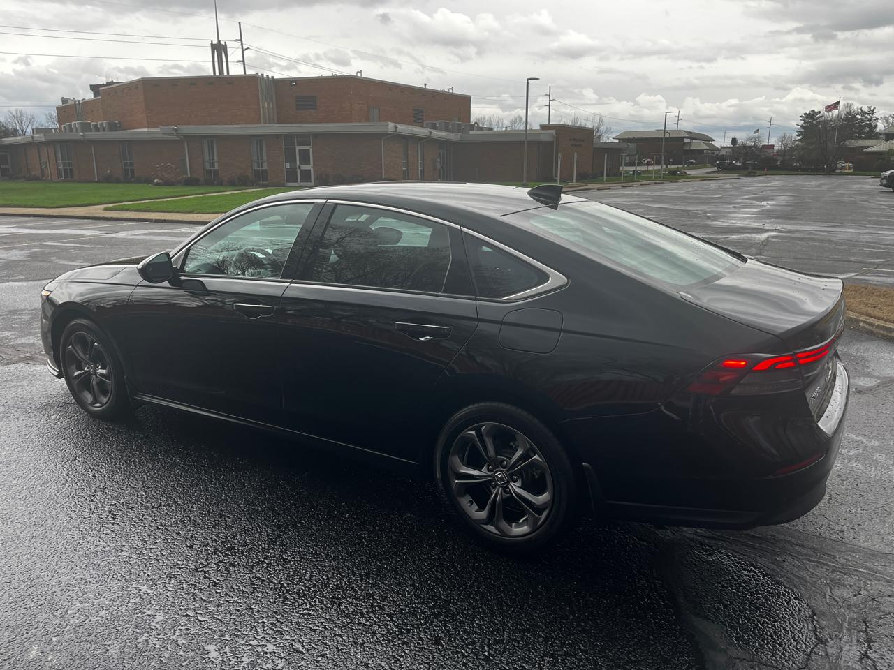 Honda Accord Sedan EX CVT 2023