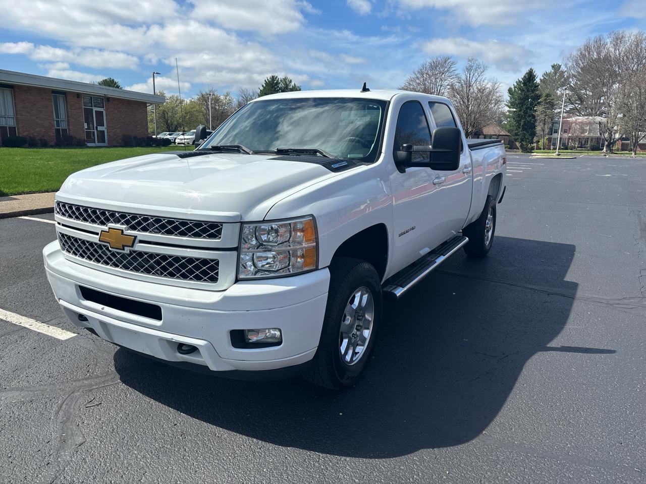 Chevrolet Silverado 2500HD 4WD Crew Cab 153.7" LT 2014