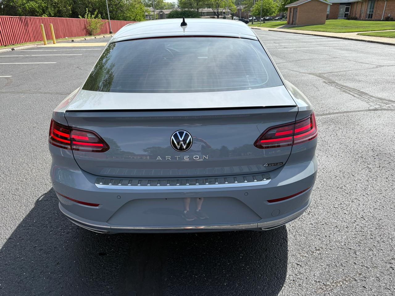 Volkswagen Arteon SEL R-Line 4MOTION 2023