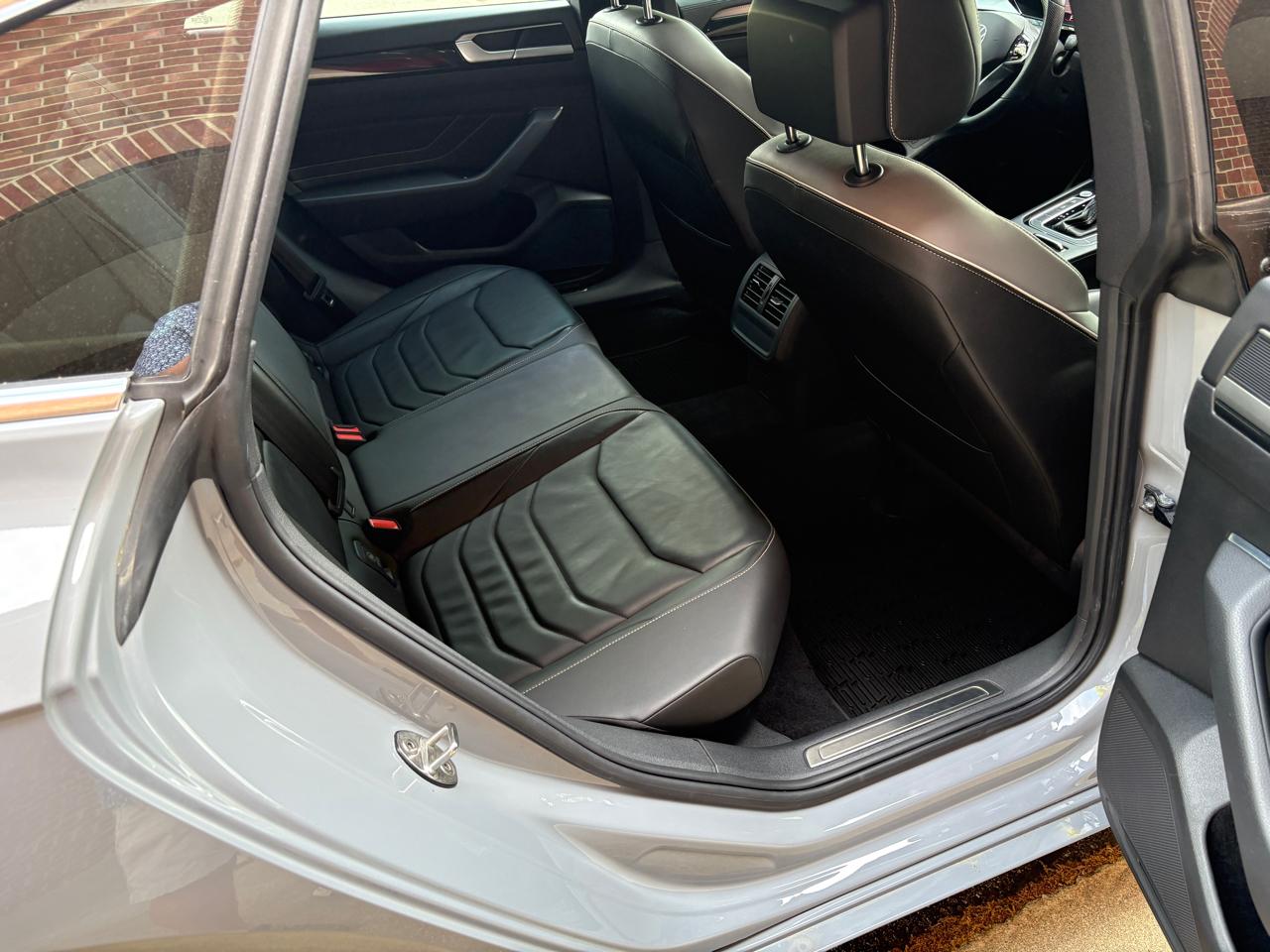 Volkswagen Arteon SEL R-Line 4MOTION 2023