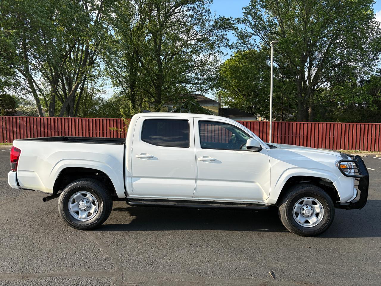 Toyota Tacoma 4WD SR Double Cab 5' Bed V6 AT (Natl) 2023