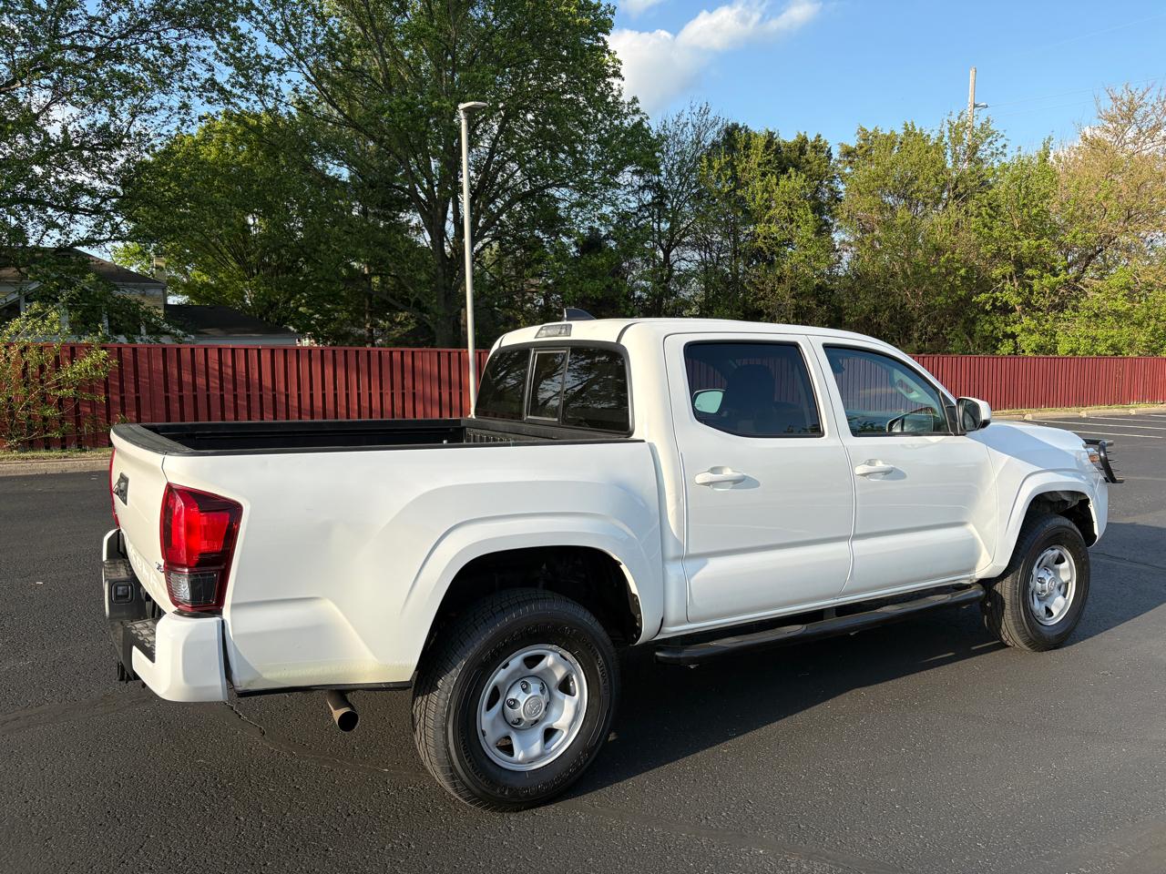 Toyota Tacoma 4WD SR Double Cab 5' Bed V6 AT (Natl) 2023