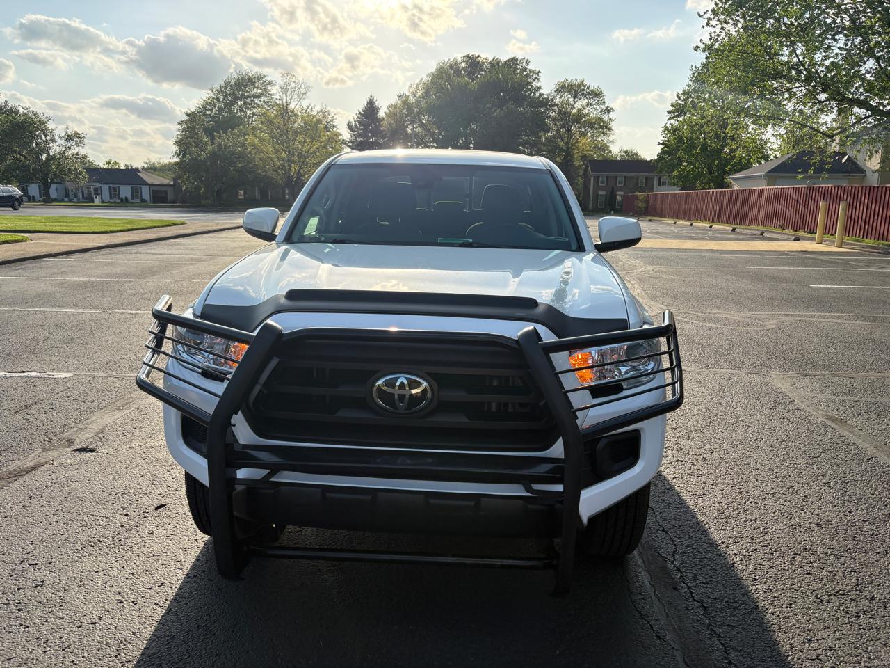 Toyota Tacoma 4WD SR Double Cab 5' Bed V6 AT (Natl) 2023