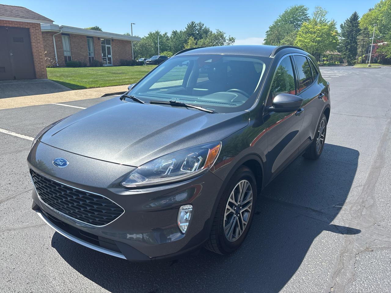 Ford Escape SEL FWD 2020