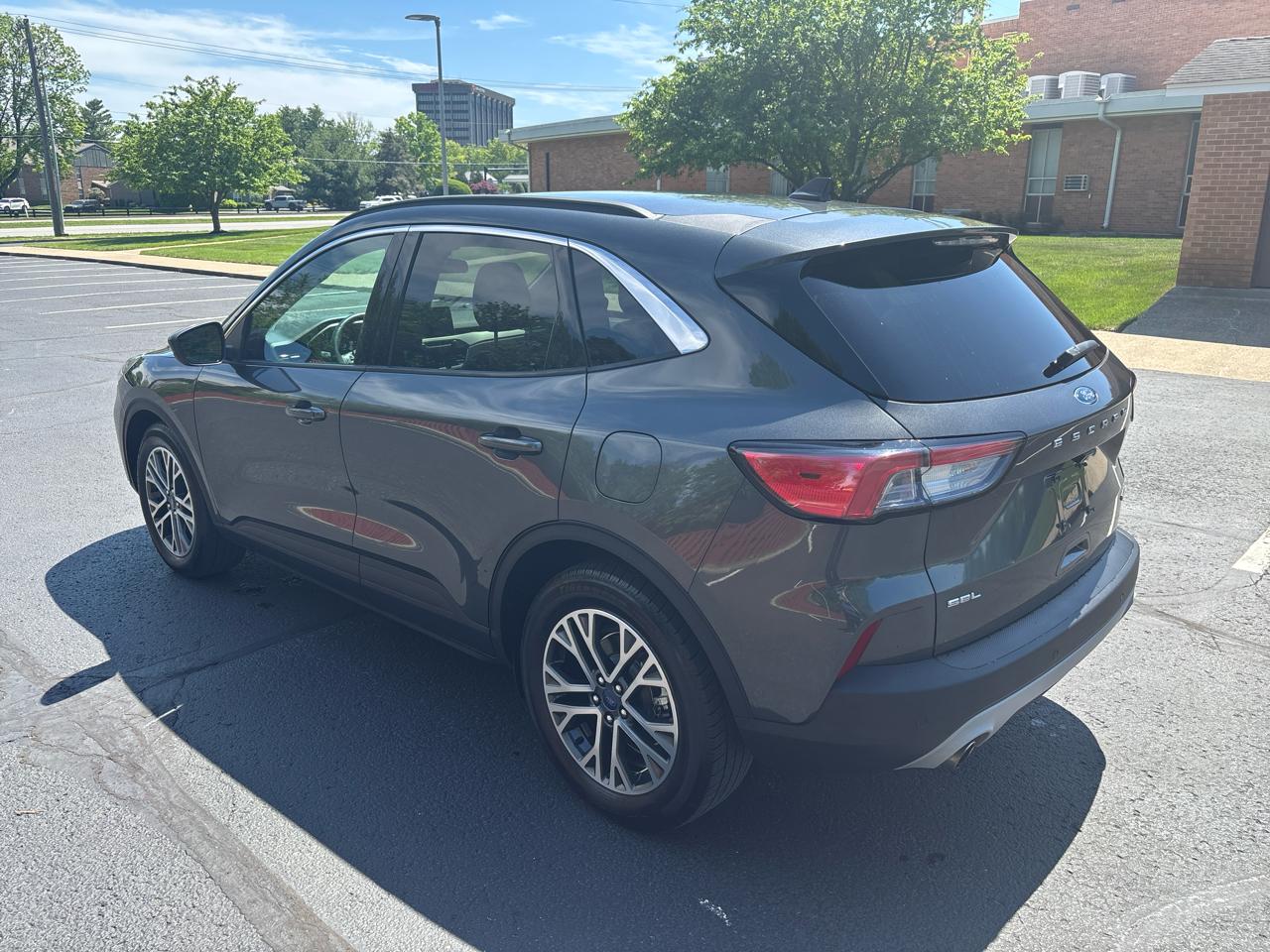 Ford Escape SEL FWD 2020