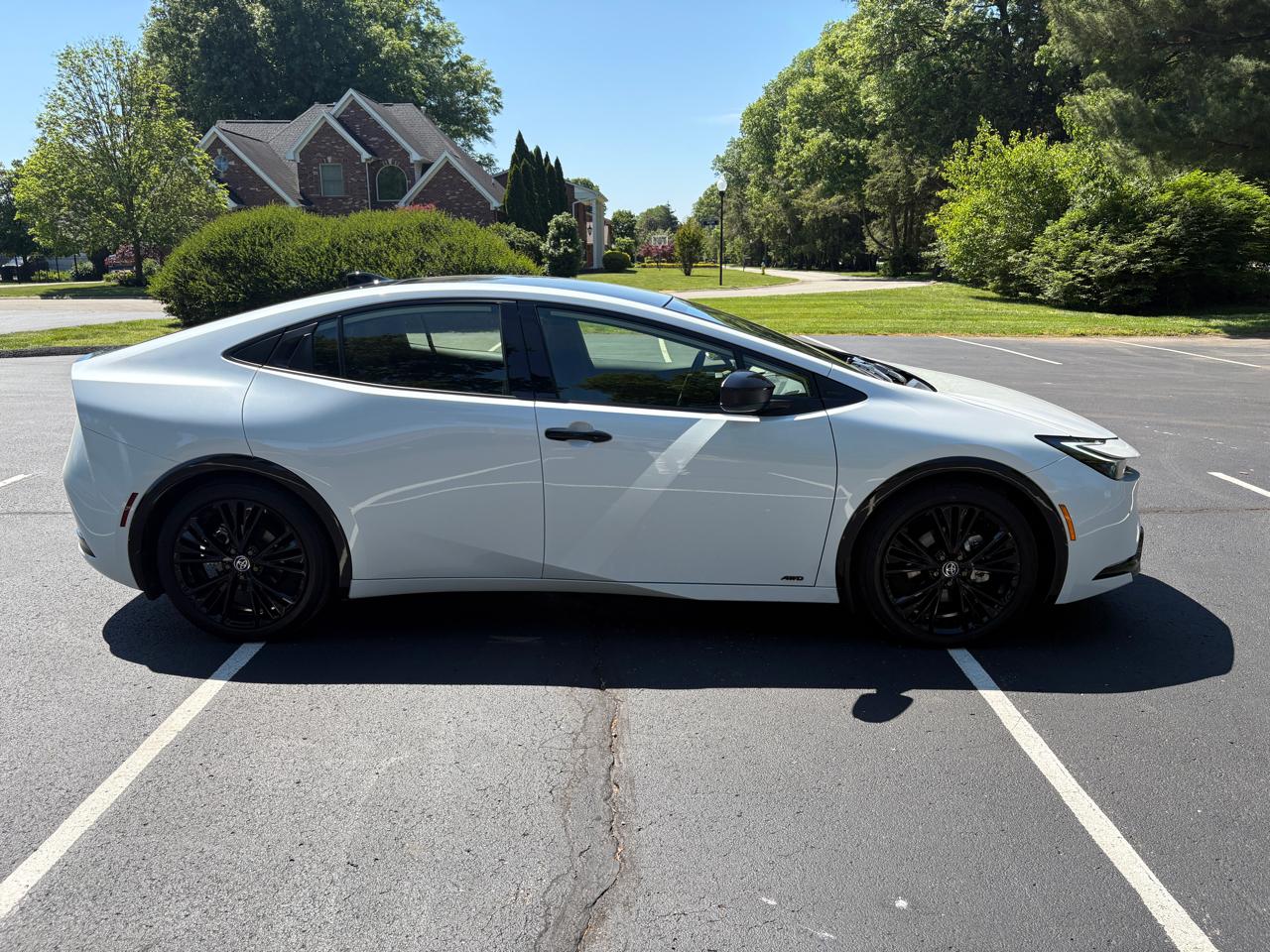 Toyota Prius Nightshade AWD (Natl) 2025