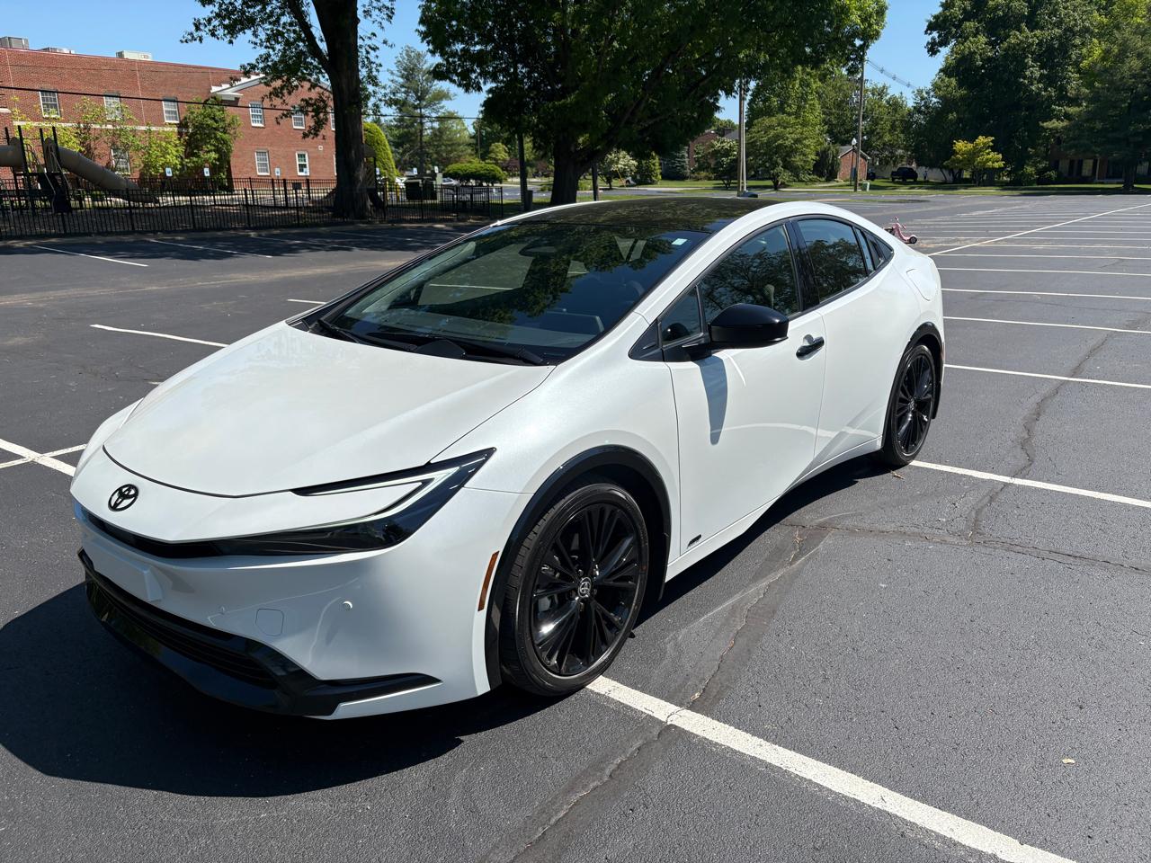 Toyota Prius Nightshade AWD (Natl) 2025