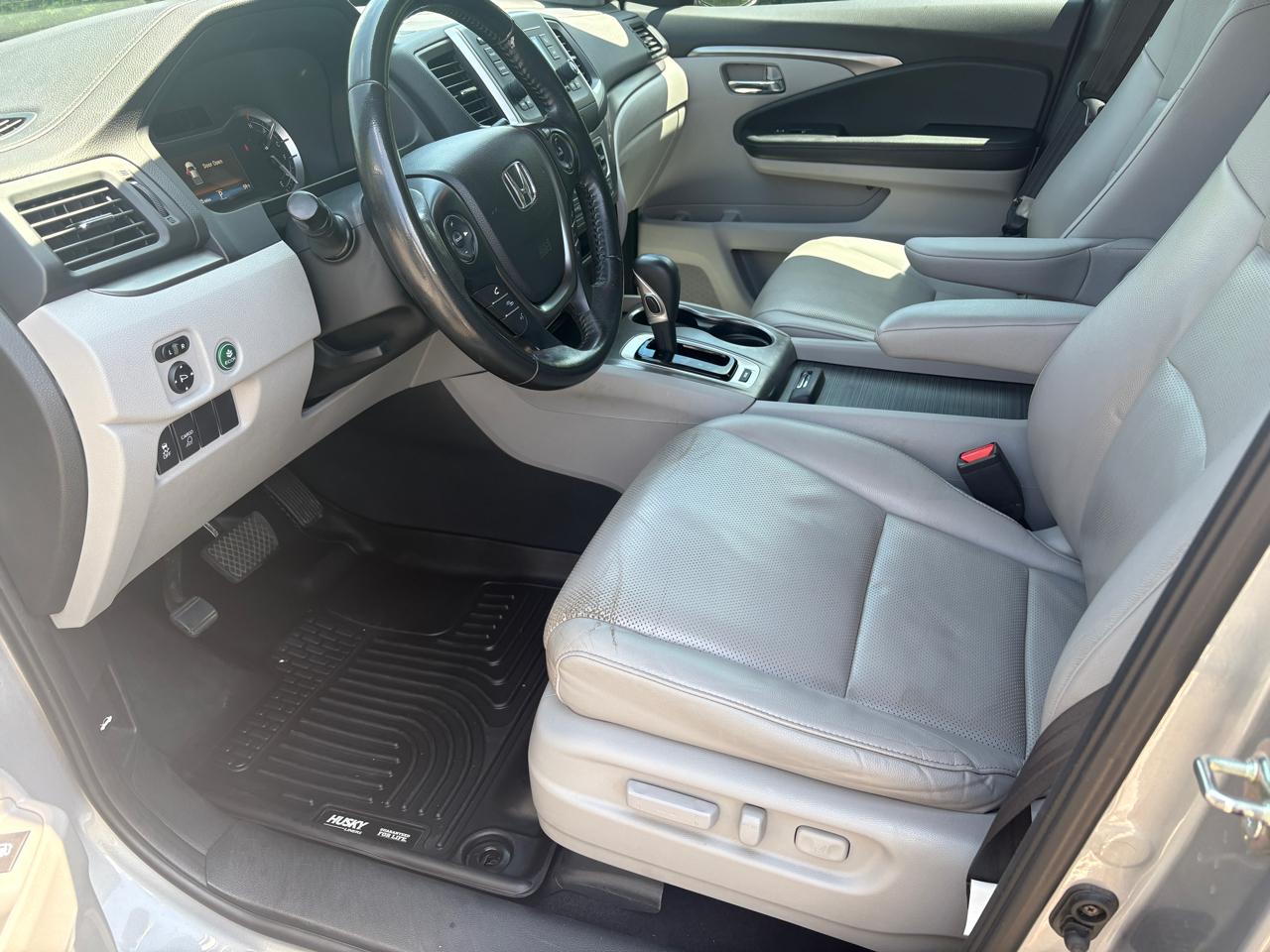 Honda Ridgeline RTL 4x2 Crew Cab 5.3' Bed 2017