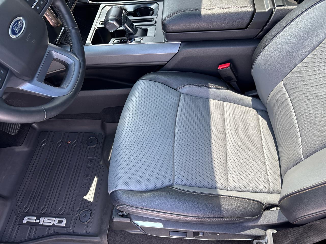 Ford F-150 Lightning LARIAT 4WD SuperCrew 5.5' Box 2023