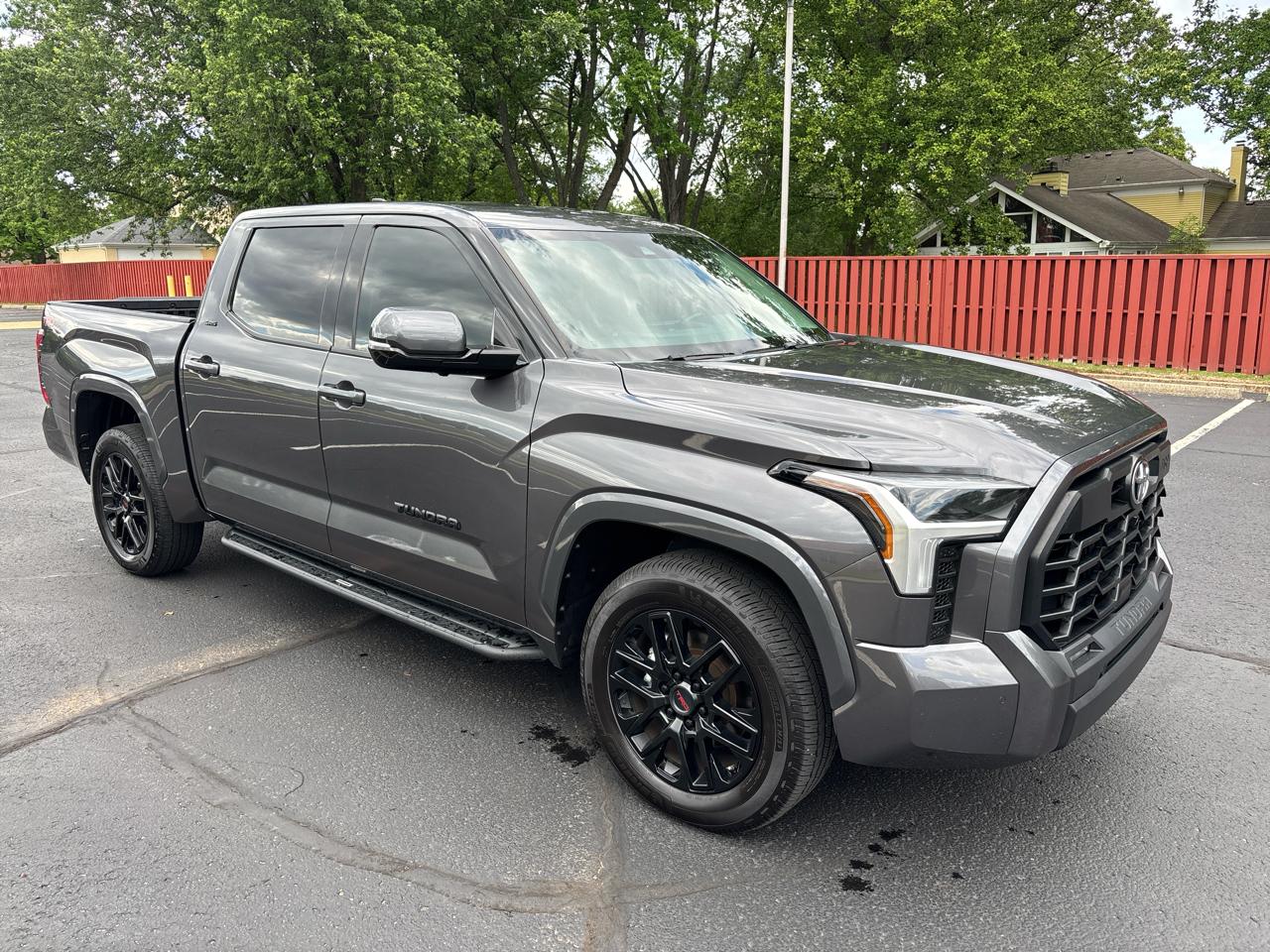 Toyota Tundra 4WD SR5 CrewMax 5.5' Bed (Natl) 2023