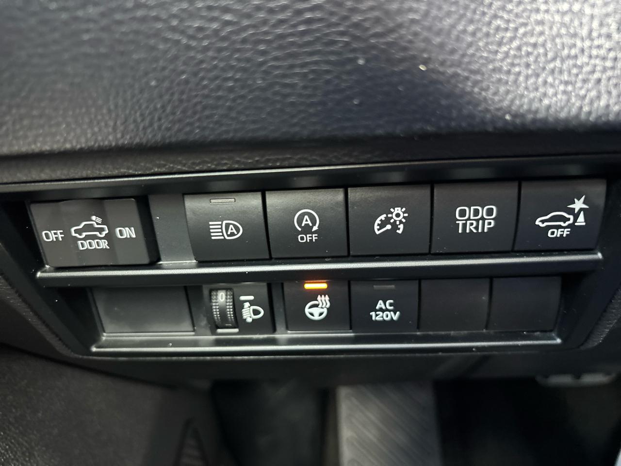 Toyota Tundra 4WD SR5 CrewMax 5.5' Bed (Natl) 2023