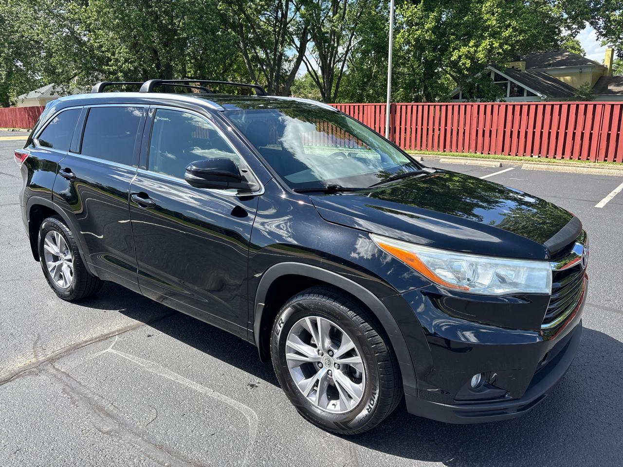 Toyota Highlander AWD 4dr V6 XLE (Natl) 2015