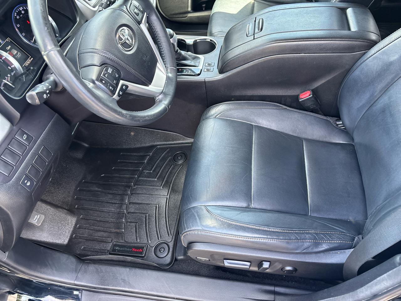 Toyota Highlander AWD 4dr V6 XLE (Natl) 2015