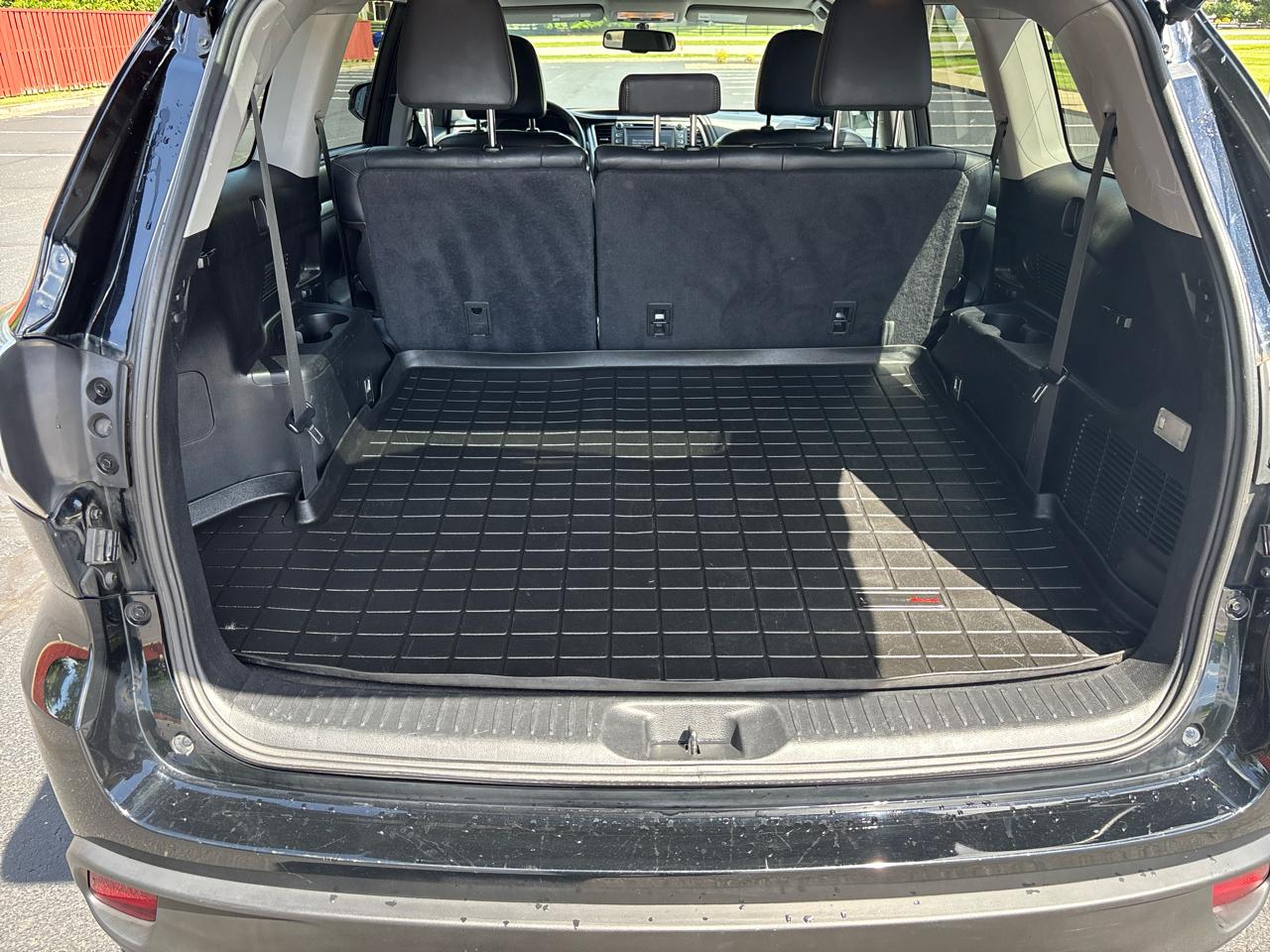 Toyota Highlander AWD 4dr V6 XLE (Natl) 2015