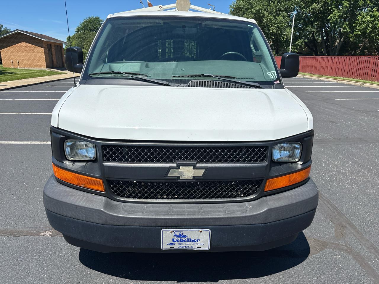 Chevrolet Express Cargo Van RWD 2500 135" 2017
