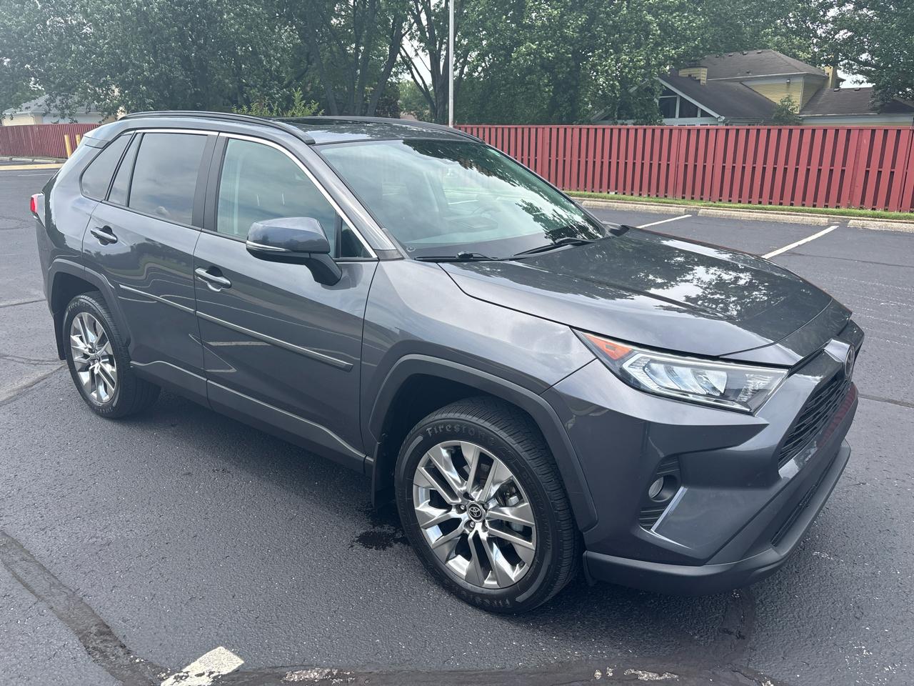 Toyota RAV4 XLE Premium AWD (Natl) 2021